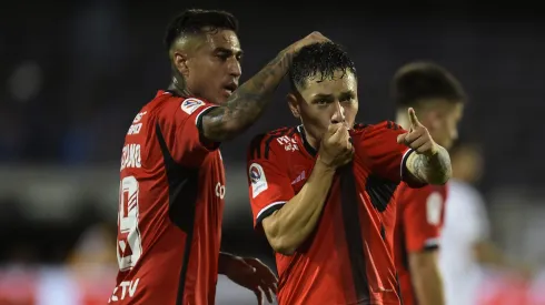 Colo Colo se prepara para enfrentar a Everton.
