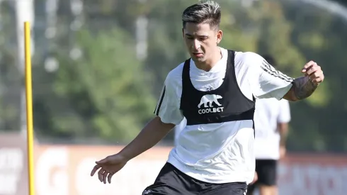 Guillermo Paiva fue presentado en Colo Colo.
