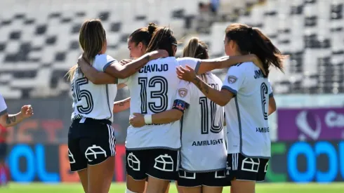Las Albas golearon a Universidad de Concepción en su estreno en el Campeonato Nacional.
