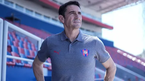 Cerro Porteño presentó a su nuevo DT
