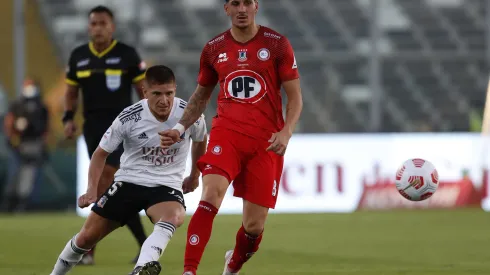 Gonzalo Castellani enfrentando a Colo Colo
