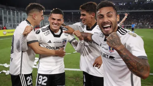 Colo Colo venció a Cerro Porteño en el Monumental.
