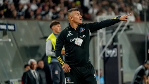 Almirón tomó importante decisión antes del Colo Colo vs Ñublense.
