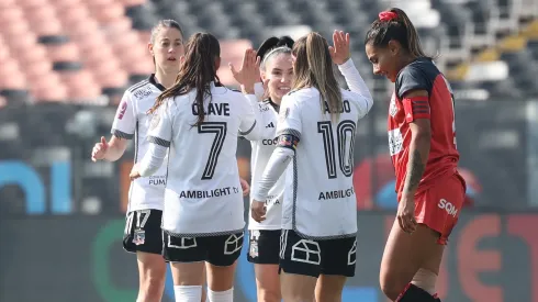 Colo Colo femenino celebró con todo en el Monumental.
