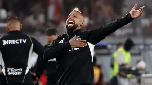 “Arturo Vidal mejora todo en Colo Colo”