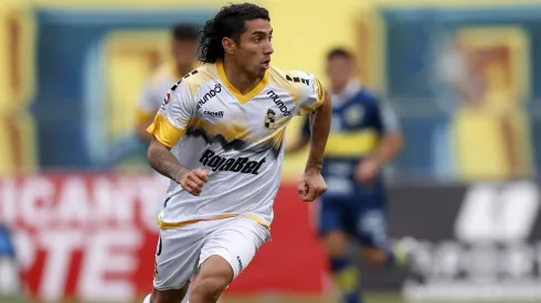 Luciano Cabral no va a Everton, por ahora.
