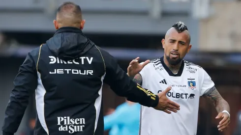 Almirón clama por la renovación de Arturo Vidal en Colo Colo