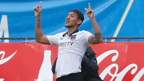Canchita Gonzalez celebra su recordado gol a Everton, en el Clausura 2017.
