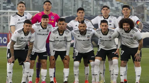 Colo Colo tiene formación para recibir a Unión Española.
