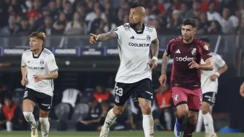 Colo Colo enfrenta a River Plate por Copa Libertadores.
