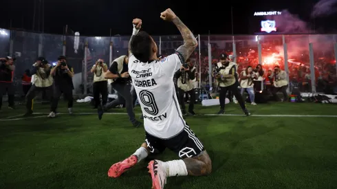 Javier Correa le dio la victoria a Colo Colo ante la UC.
