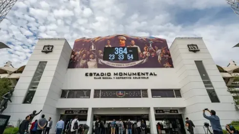 El histórico regalo que recibe Mosa y se sumará al museo de Colo Colo