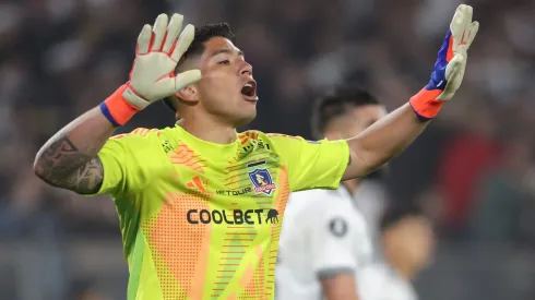 Aplauden a Brayan Cortés en Colo Colo.
