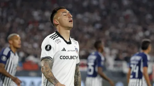 Javier Correa genera preocupación en Colo Colo.
