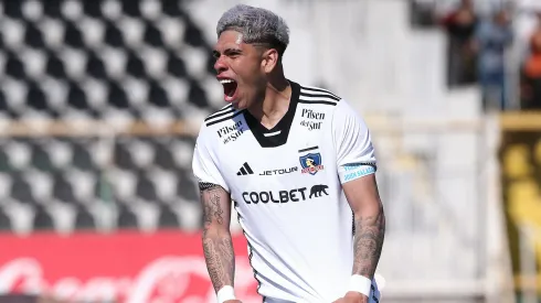 Carlos Palacios sigue perteneciendo a Colo Colo.
