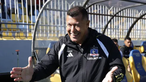 Almirón recibe grandes noticias en Colo Colo.
