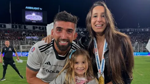 Familia de Emiliano Amor no puede más de felicidad por su arribo a Colo Colo.
