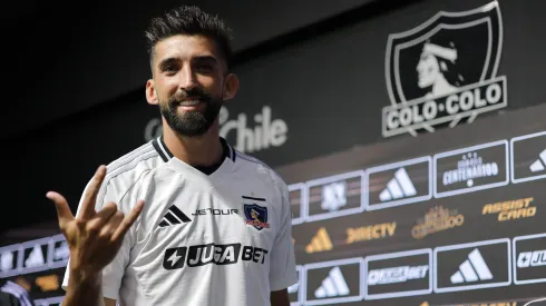 Emiliano Amor fue presentado por segunda vez en Colo Colo.
