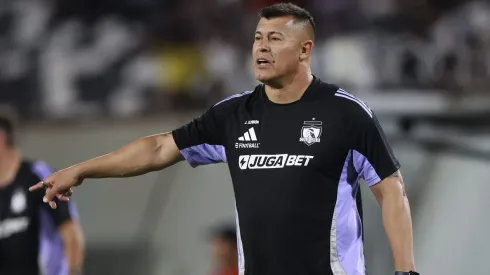 Jorge Almirón está obligado a ganar sus próximos duelos en Colo Colo.
