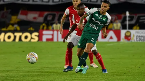2WJJN01 Bogota, Colombia. 13th Feb, 2024. Deportivo Cali's Jonathan Marulanda during the BetPlay Dimayor match between Santa Fe (1) vs Deportivo Cali (0) in Bogota, Colombia on February 13, 2024. Photo by: Cristian Bayona/Long Visual Press Credit: Long Visual Press/Alamy Live News