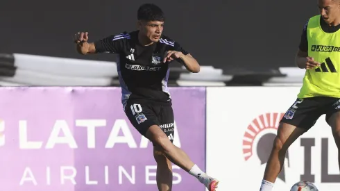 Claudio Aquino demuestra su habilidad en Colo Colo.
