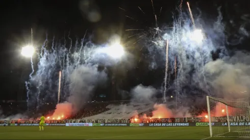 La decisión en la ANFP sobre los fuegos artificiales en el Monumental.

