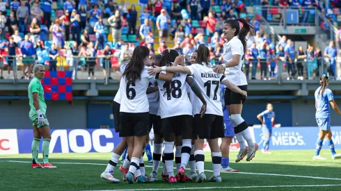 Colo Colo Femenino golea por 4-0 a la U en el Superclásico
