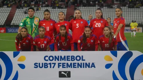 La Roja Femenina Sub 17 enfrenta a Argentina por el Sudamericano.
