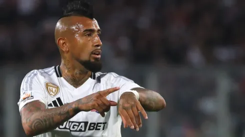 Arturo Vidal se incomodó por las consultas de los hinchas.
