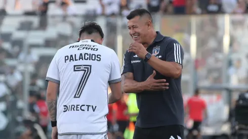 Carlos Palacios le da su respaldo a Jorge Almirón en Colo Colo.
