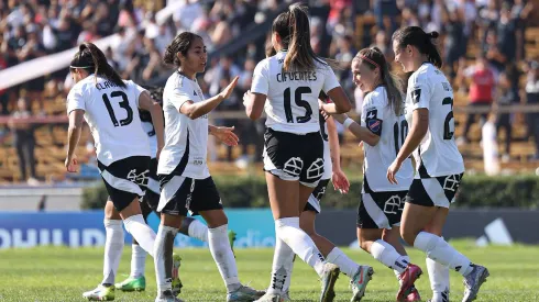 Colo Colo Femenino enfrenta a Palestino.
