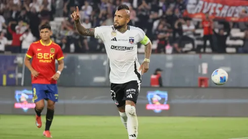 Arturo Vidal quiso partir de Colo Colo, pero en ByN le dijeron que no.
