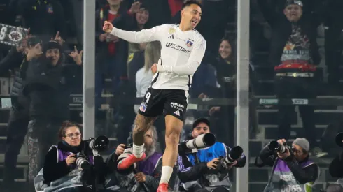 Javier Correa anotó un doblete en Colo Colo
