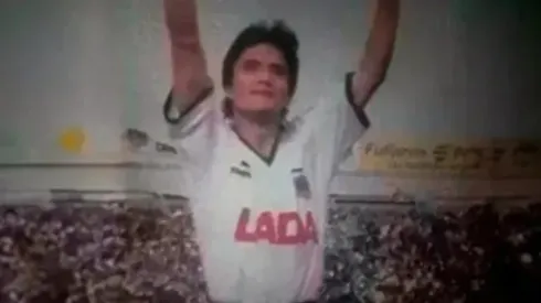 Malcom Moyano con la camiseta de Colo Colo.
