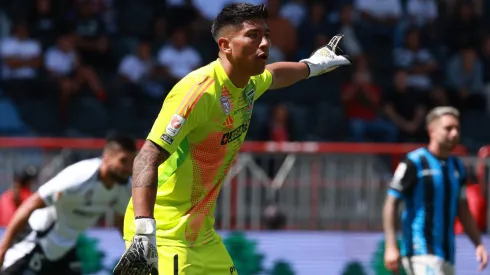El paso que dio Colo Colo sobre Peñarol y Brayan Cortés.

