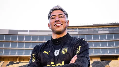 Un esfuerzo enorme: Cortés destaca a Aguirre en su llegada a Peñarol
