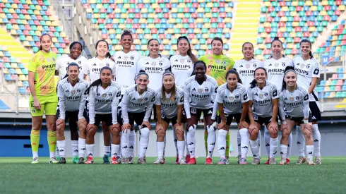 Colo Colo Femenino visita a la UC en el Claro Arena.
