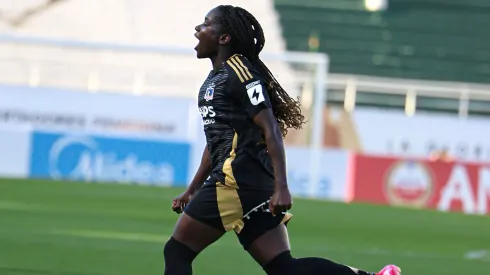 Mary Valencia anota y pone en ventaja a Colo Colo ante Libertad