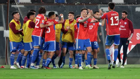 ADN y el nombre en carpeta de Colo Colo como posible refuerzo.
