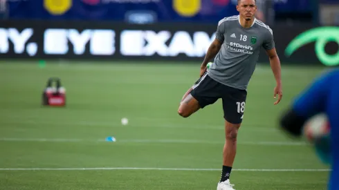 NASHVILLE, TN – MAY 23:  Julio Cascante #18 of Austin FC warms up before the match against the Nashville SC at Nissan Stadium on May 23, 2021 in Nashville, Tennessee.  (Photo by Brett Carlsen/Getty Images) *** Local Caption *** Julio Cascante
