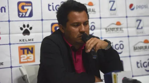 Amarini Villatoro responde a quienes lo tachan de jugar defensivo (Emisoras Unidas)
