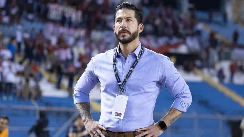 Benjamín Mora: el DT de Atlas que se juega su continuidad ante Olimpia