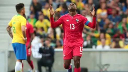 Panamá consigue histórico empate contra Brasil