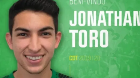 Jonathan Rubio es oficialmente presentado por el Tondela de Portugal