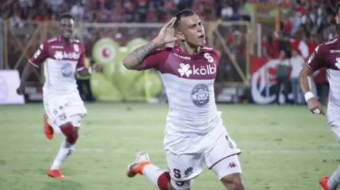 Randall Leal se va de Saprissa