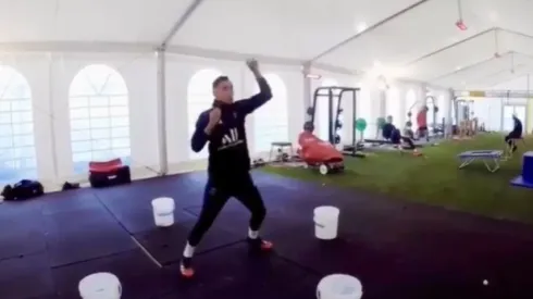 Viral: Keylor Navas muestra al mundo como trabaja sus reflejos