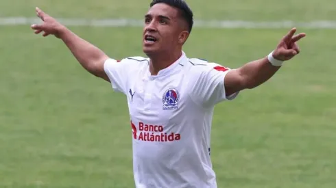 Michaell Chirinos amenaza con irse del Olimpia a dos históricos rivales