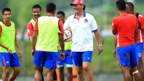 Troglio dijo cuando Olimpia deberá volver a los entrenamientos