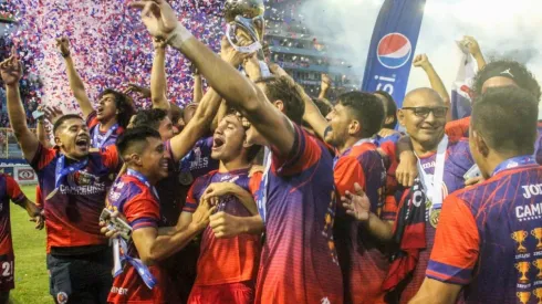 FAS vuelve a ser campeón en El Salvador
