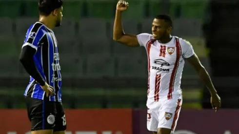 Alfredo Stephens llega al fútbol ecuatoriano.
